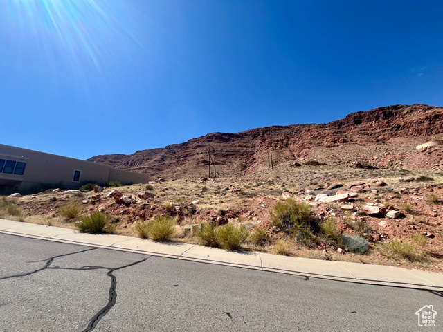 855  DAVID CT, Moab UT 84532