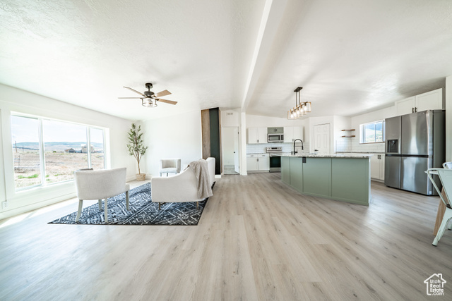 Photo 2 for MLS #2107198 at 34415 N 7750 East