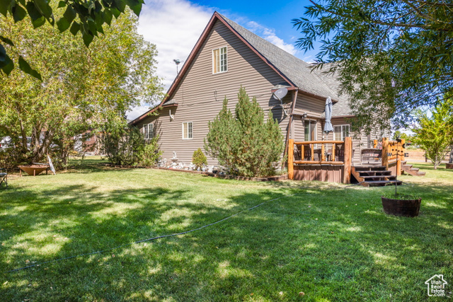 Photo 4 for MLS #2107205 at 6013 Nounan Rd