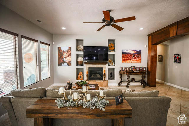 Photo 9 for MLS #2107219 at 3422 S Piaute Rd