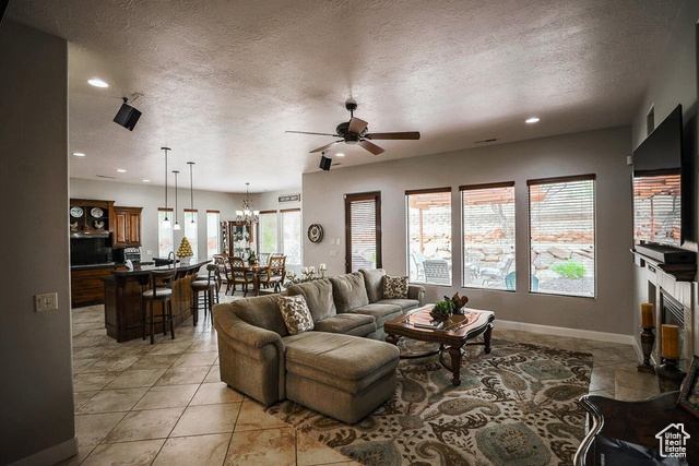 Photo 5 for MLS #2107219 at 3422 S Piaute Rd
