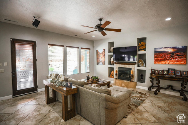 Photo 8 for MLS #2107219 at 3422 S Piaute Rd