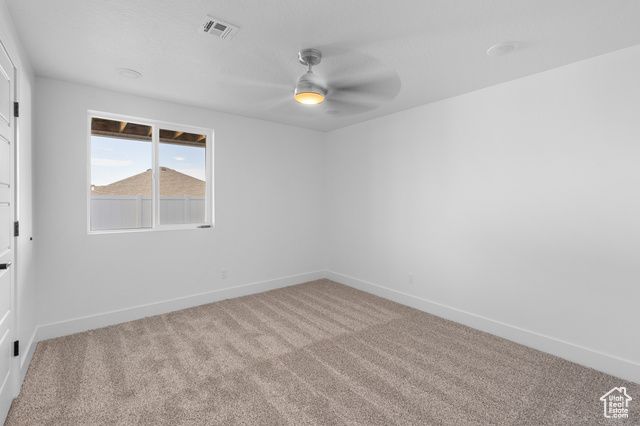 Photo 19 for MLS #2107230 at 203 N Strathmore Ln