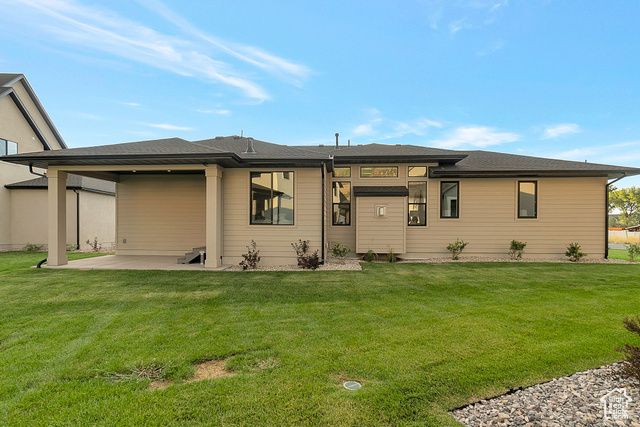 Photo 30 for MLS #2107231 at 581 W Summerhill Ln