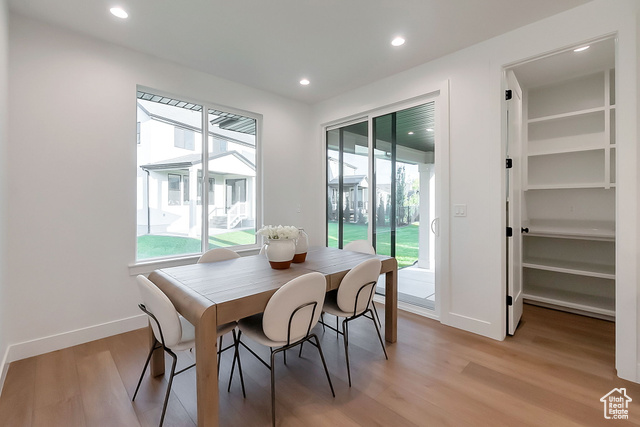 Photo 8 for MLS #2107231 at 581 W Summerhill Ln