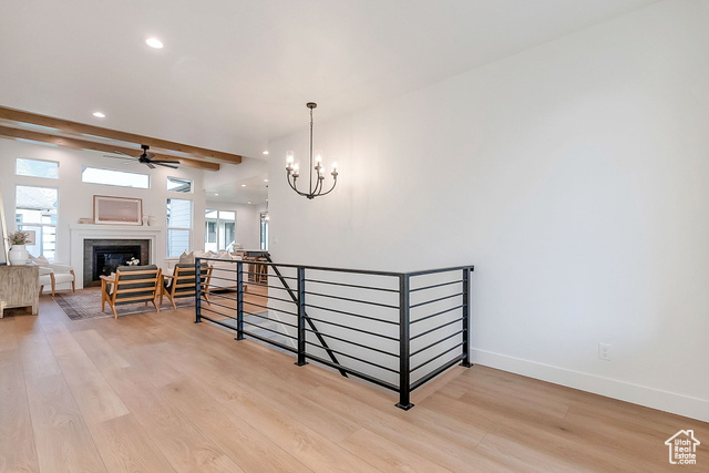 Photo 4 for MLS #2107231 at 581 W Summerhill Ln