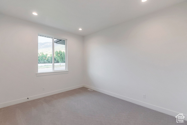Photo 16 for MLS #2107231 at 581 W Summerhill Ln