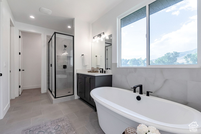Photo 12 for MLS #2107231 at 581 W Summerhill Ln