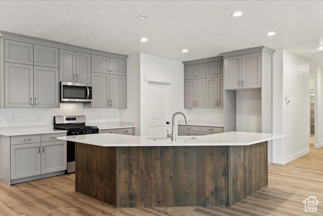 Photo 7 for MLS #2107234 at 964 S 4475 West #123