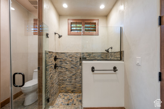 Photo 38 for MLS #2107245 at 1763 W Bridge Pointe Way