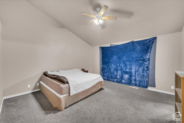 Photo 8 for MLS #2107260 at 1190 N Horsemans Park Dr