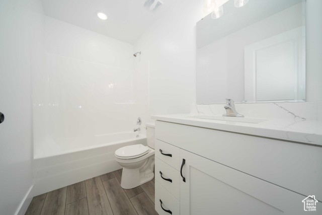 Photo 18 for MLS #2107280 at 1555 W Partridge Drive (560 S)