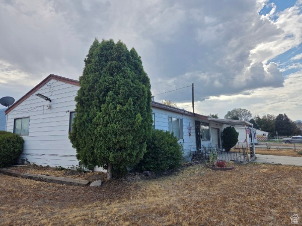 Photo 6 for MLS #2107281 at 4155 W 4715 South