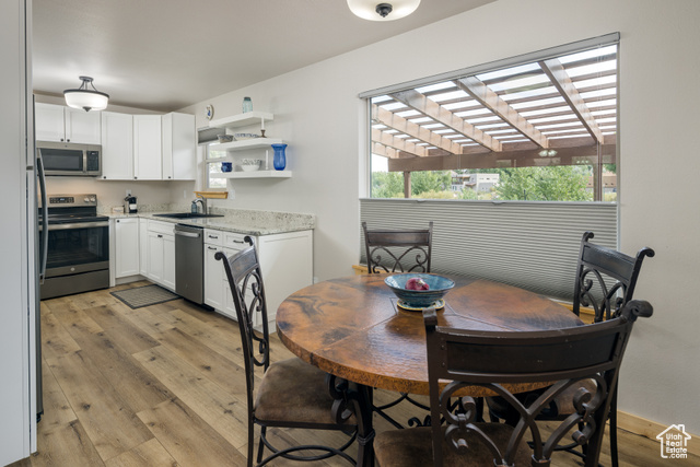 Photo 12 for MLS #2107283 at 3593 E Kerby Ln