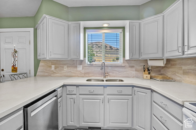 Photo 8 for MLS #2107289 at 969 S 640 East