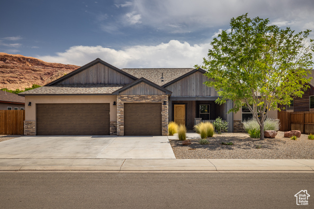Photo 4 for MLS #2107294 at 812 N Palisade Dr