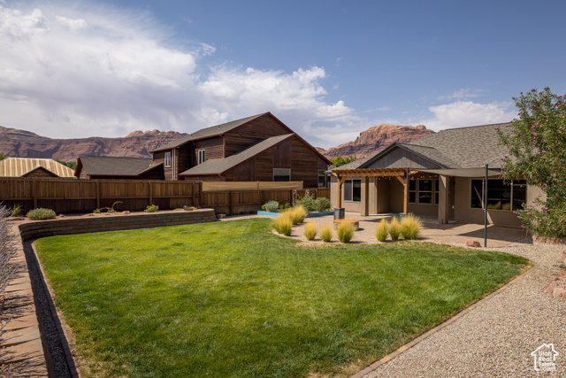 Photo 43 for MLS #2107294 at 812 N Palisade Dr