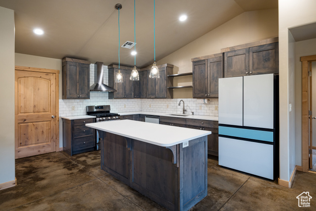 Photo 7 for MLS #2107294 at 812 N Palisade Dr