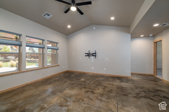 Photo 15 for MLS #2107294 at 812 N Palisade Dr