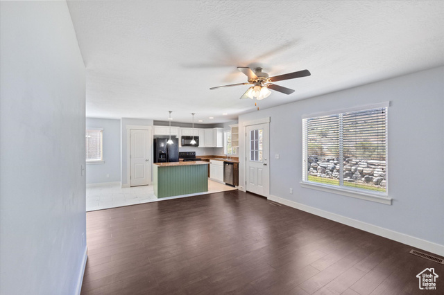 Photo 5 for MLS #2107310 at 3549 S Harrier Dr