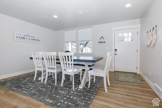 Photo 6 for MLS #2107327 at 356 W Rendezvous Way
