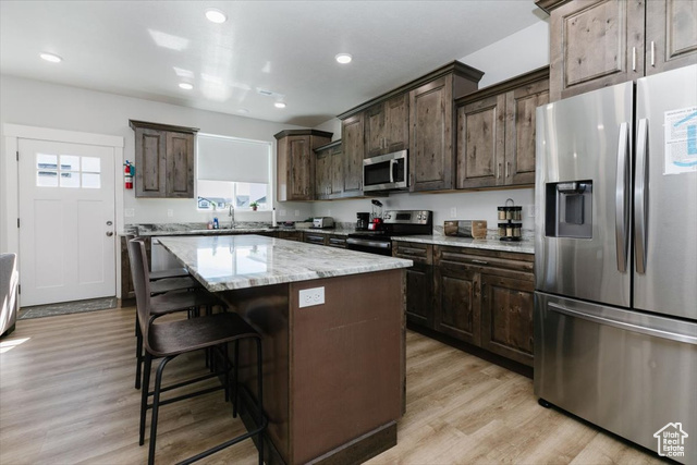 Photo 4 for MLS #2107327 at 356 W Rendezvous Way