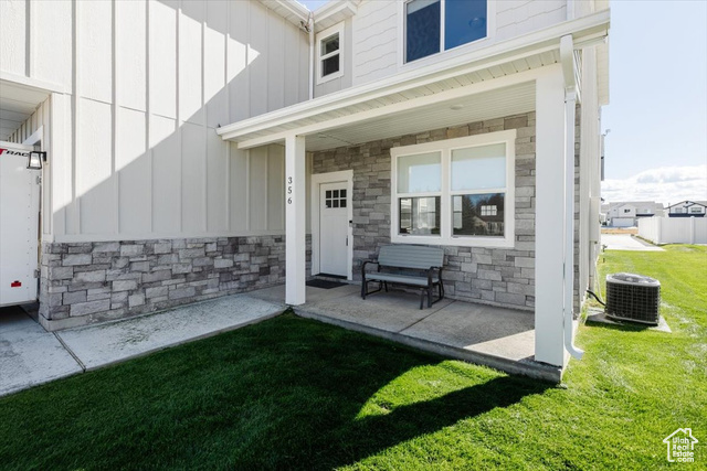 Photo 38 for MLS #2107327 at 356 W Rendezvous Way