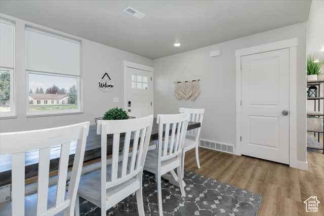 Photo 7 for MLS #2107327 at 356 W Rendezvous Way