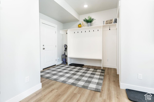Photo 26 for MLS #2107327 at 356 W Rendezvous Way