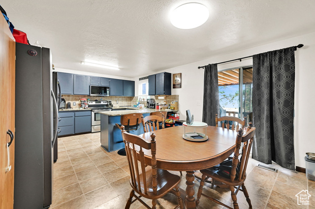 Photo 5 for MLS #2107329 at 1705 W 4575 South