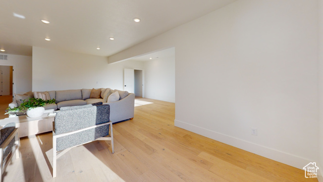 Photo 29 for MLS #2107341 at 641 N Heritage St #8