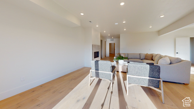 Photo 28 for MLS #2107341 at 641 N Heritage St #8