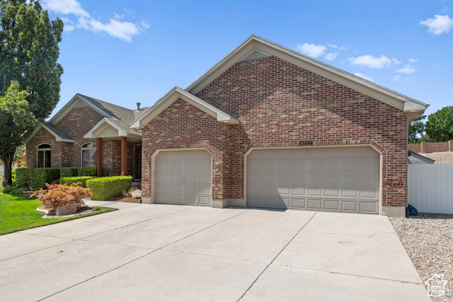 Photo 6 for MLS #2107342 at 13842 S Pioneer Peak Cir