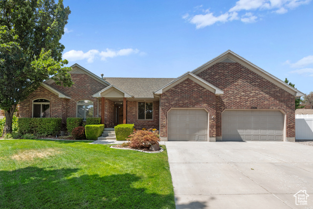 Photo 2 for MLS #2107342 at 13842 S Pioneer Peak Cir
