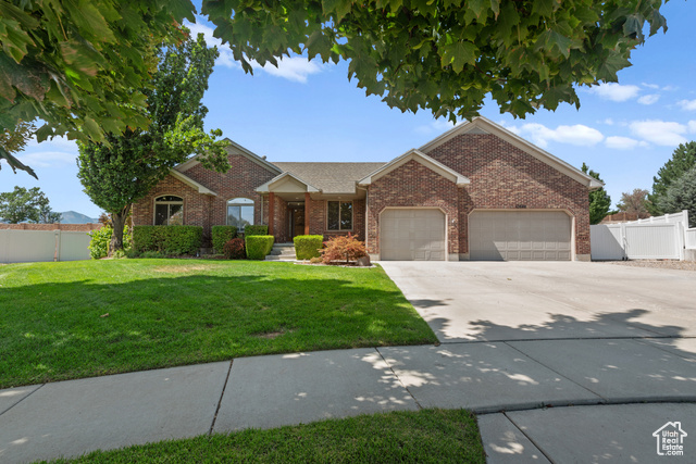 13842 S PIONEER PEAK CIR, Herriman UT 84096