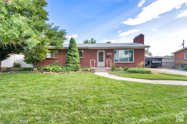 Photo 3 for MLS #2107344 at 304 E 1250 North