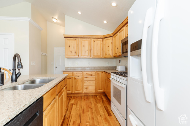Photo 9 for MLS #2107347 at 27 W Spring Creek Pkwy