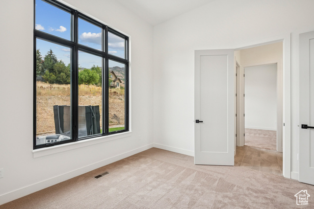 Photo 27 for MLS #2107351 at 5985 E Big Horn Pkwy #137