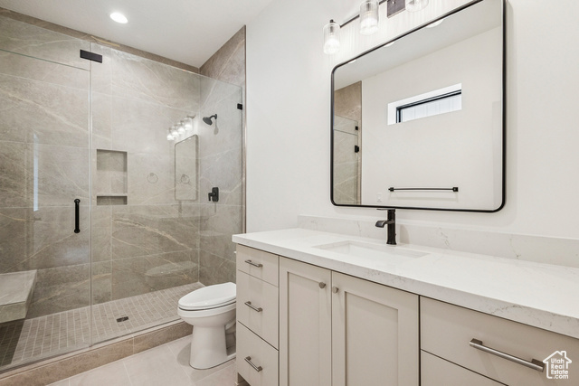 Photo 39 for MLS #2107351 at 5985 E Big Horn Pkwy #137