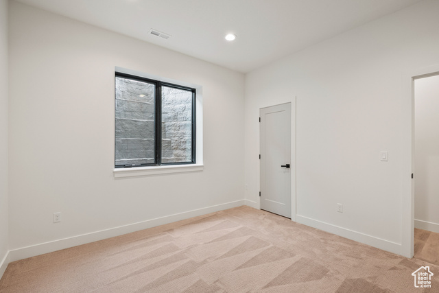 Photo 34 for MLS #2107351 at 5985 E Big Horn Pkwy #137