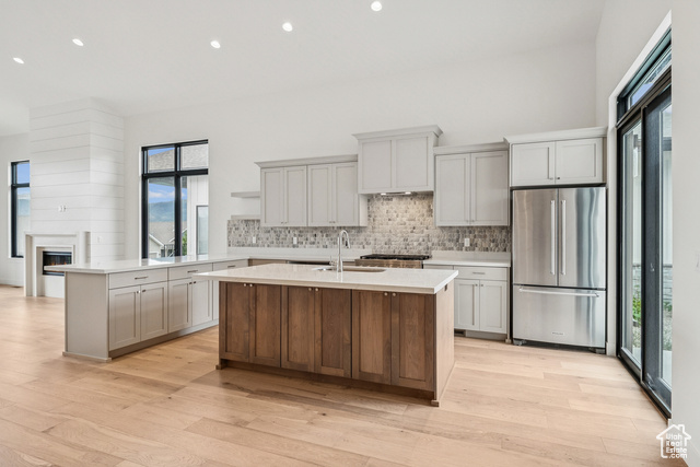 Photo 10 for MLS #2107351 at 5985 E Big Horn Pkwy #137