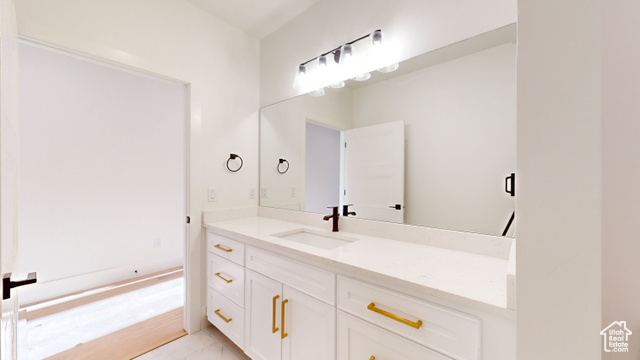 Photo 9 for MLS #2107359 at 657 N Heritage St #9