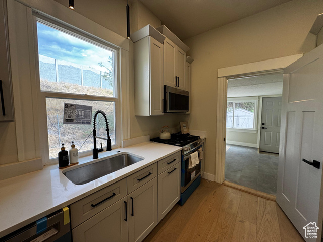 Photo 7 for MLS #2107363 at 869 W 300 South