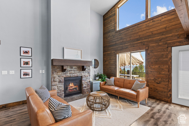 Photo 10 for MLS #2107367 at 2609 S Serviceberry Dr