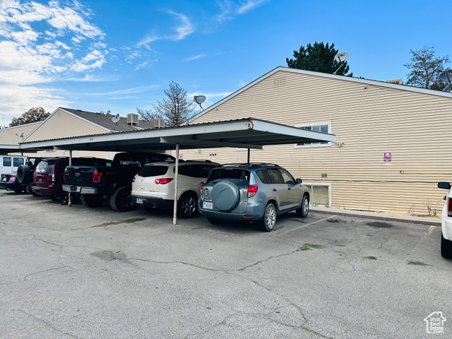 Photo 38 for MLS #2107377 at 4749 W Arlington Park Dr