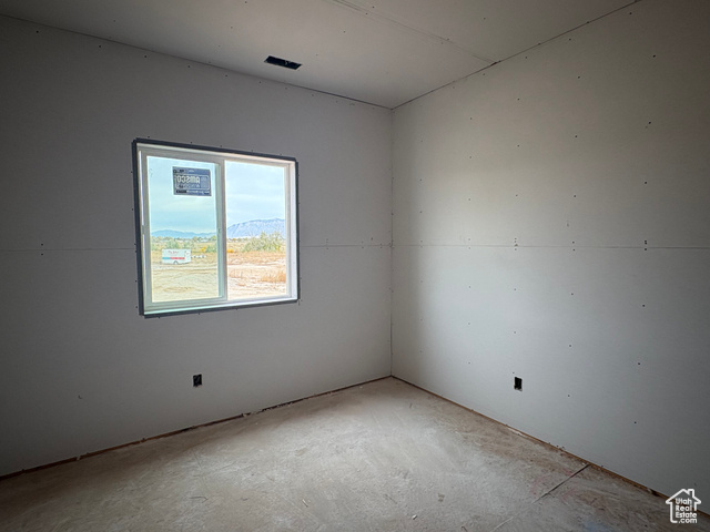 Photo 9 for MLS #2107383 at 4344 W 1825 North #102