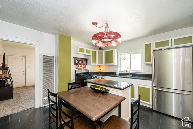 Photo 8 for MLS #2107388 at 2355 S D Ave