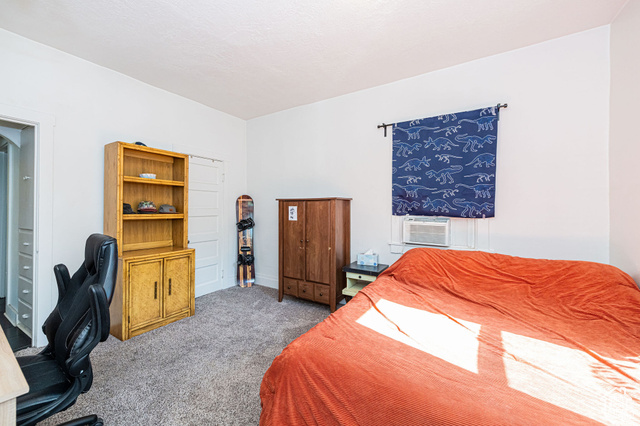 Photo 18 for MLS #2107388 at 2355 S D Ave