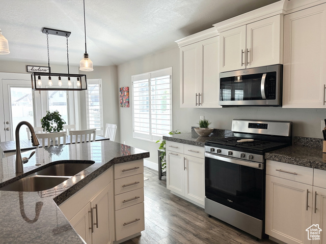Photo 8 for MLS #2107401 at 278 E Briarwood Ln