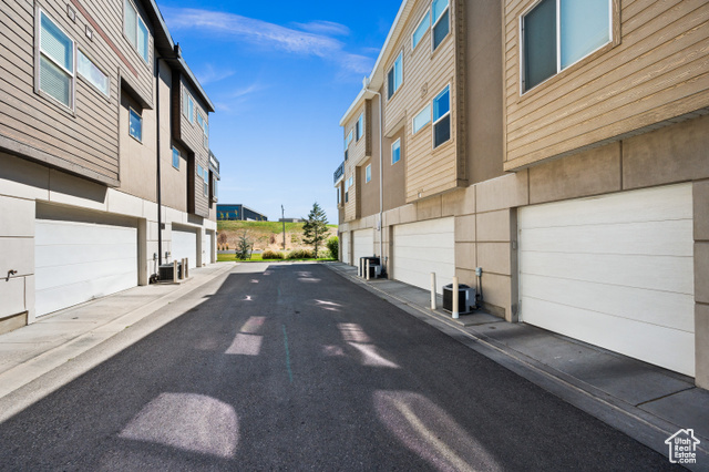 Photo 4 for MLS #2107416 at 1059 W Rooftop Dr #405